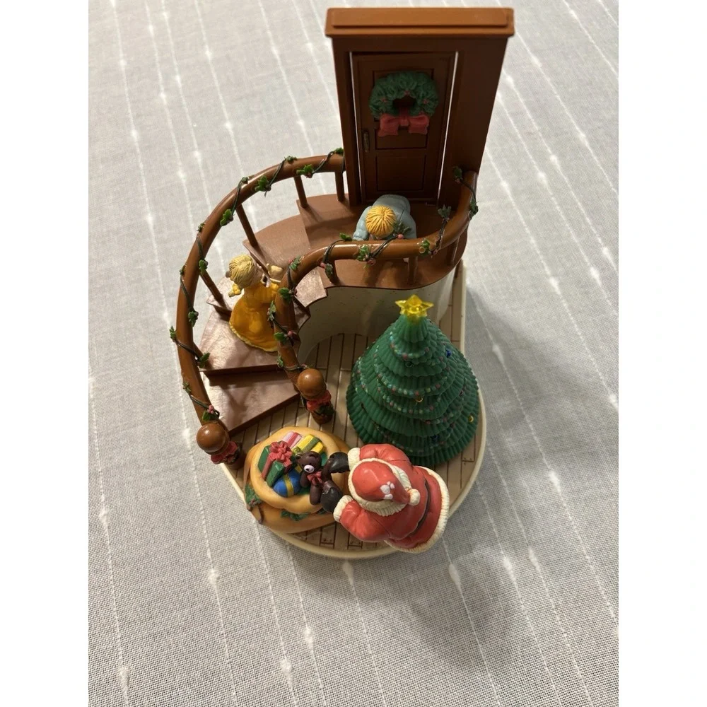 Twas the Night Before Christmas Lighted Action Musical  House of Lloyd 1989